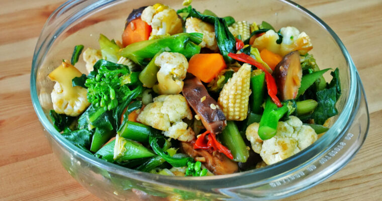 Sauté de légumes thaïlandais : une recette thaï authentique rapide et facile