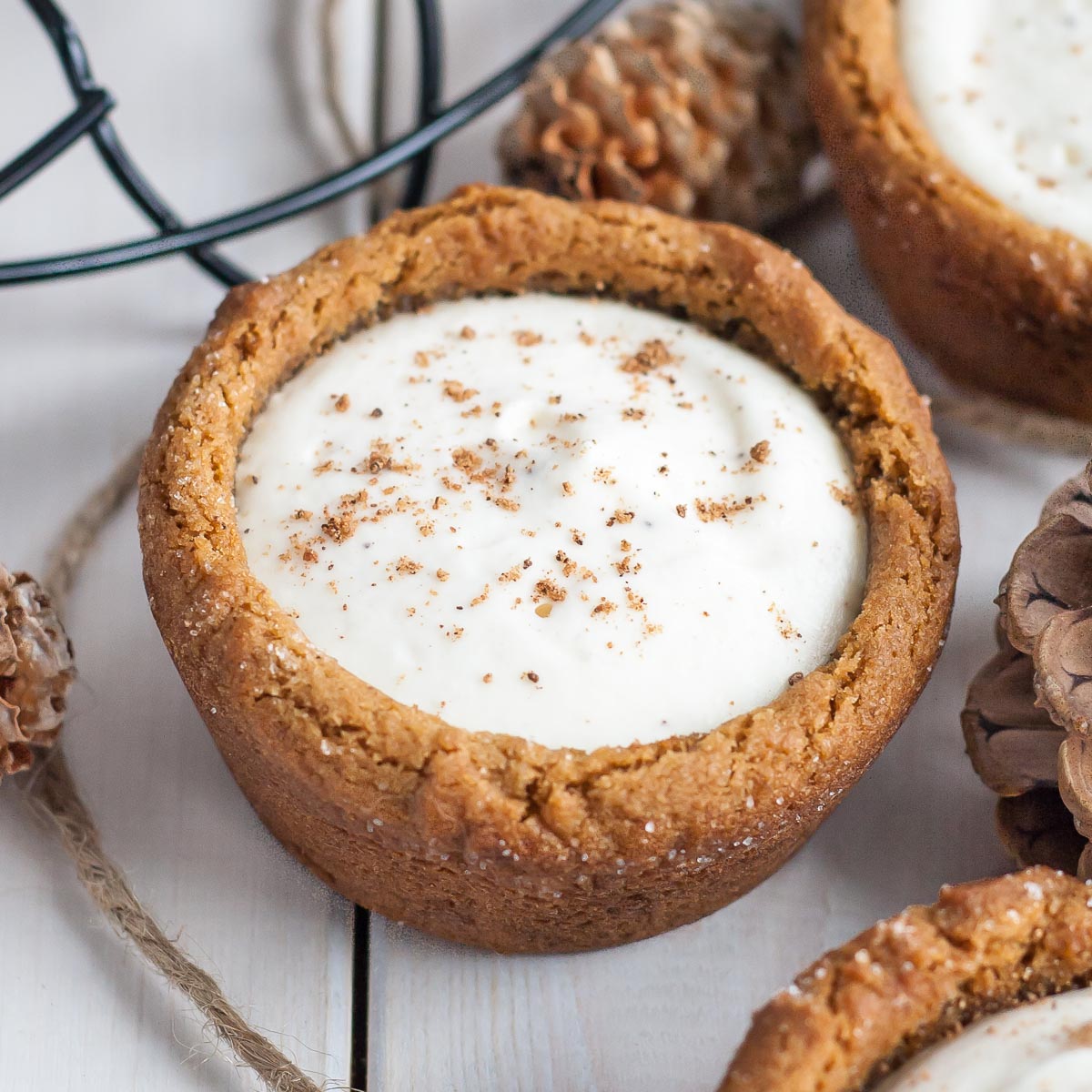 Tasses de biscuits au cheesecake à l’avocat