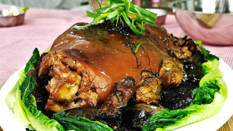 Pied de porc 橫財就手 – Recette pour le Nouvel An Chinois