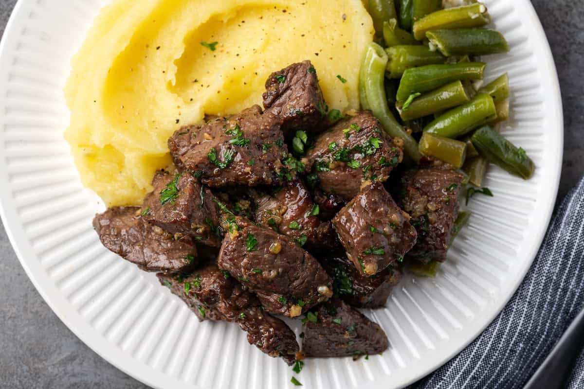 Air fryer steak bites 14.jpg