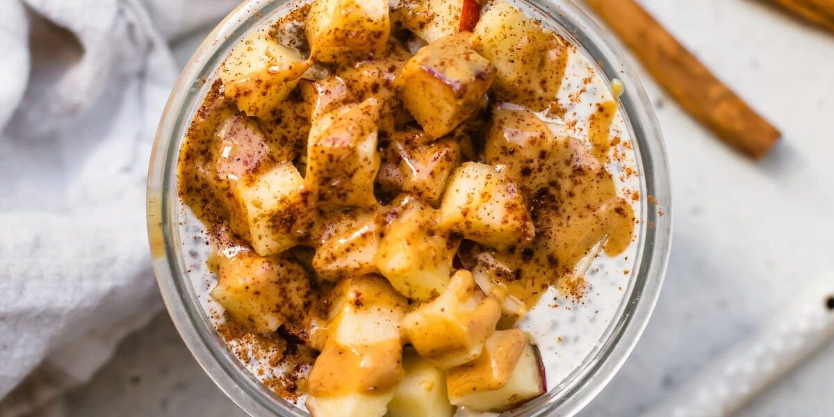 Chia pudding with apples and peanut butter 6.jpg