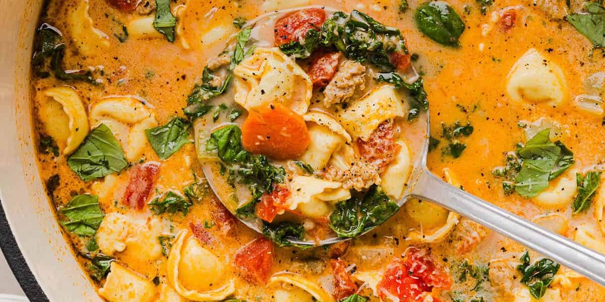 Creamy tortellini soup 6.jpg