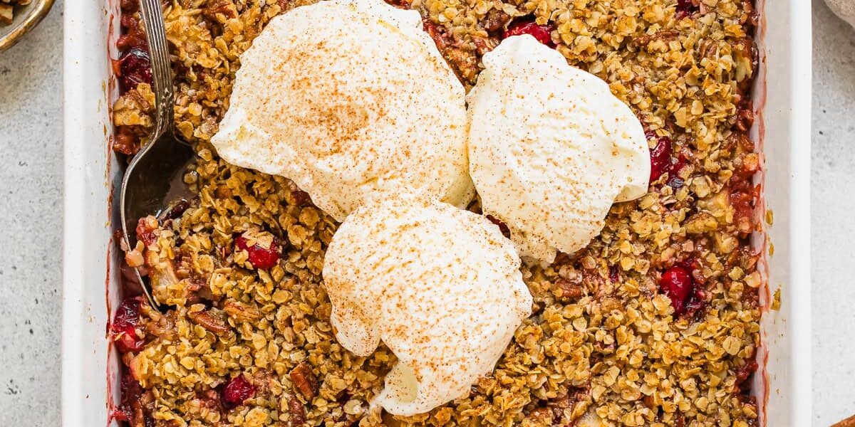 Cranberry pear crumble 11.jpg
