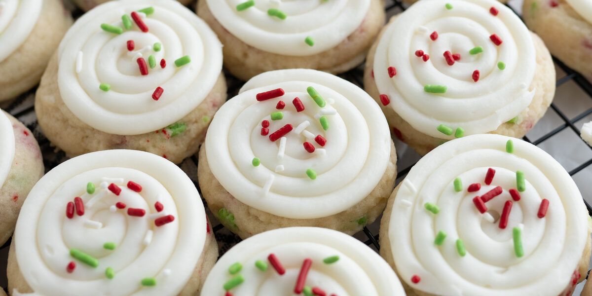 Christmas birthday cake cookies 17.jpg