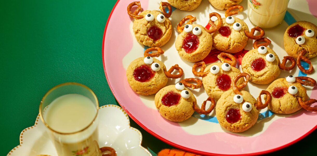 Reindeer thumb cookies a96c90d.jpg