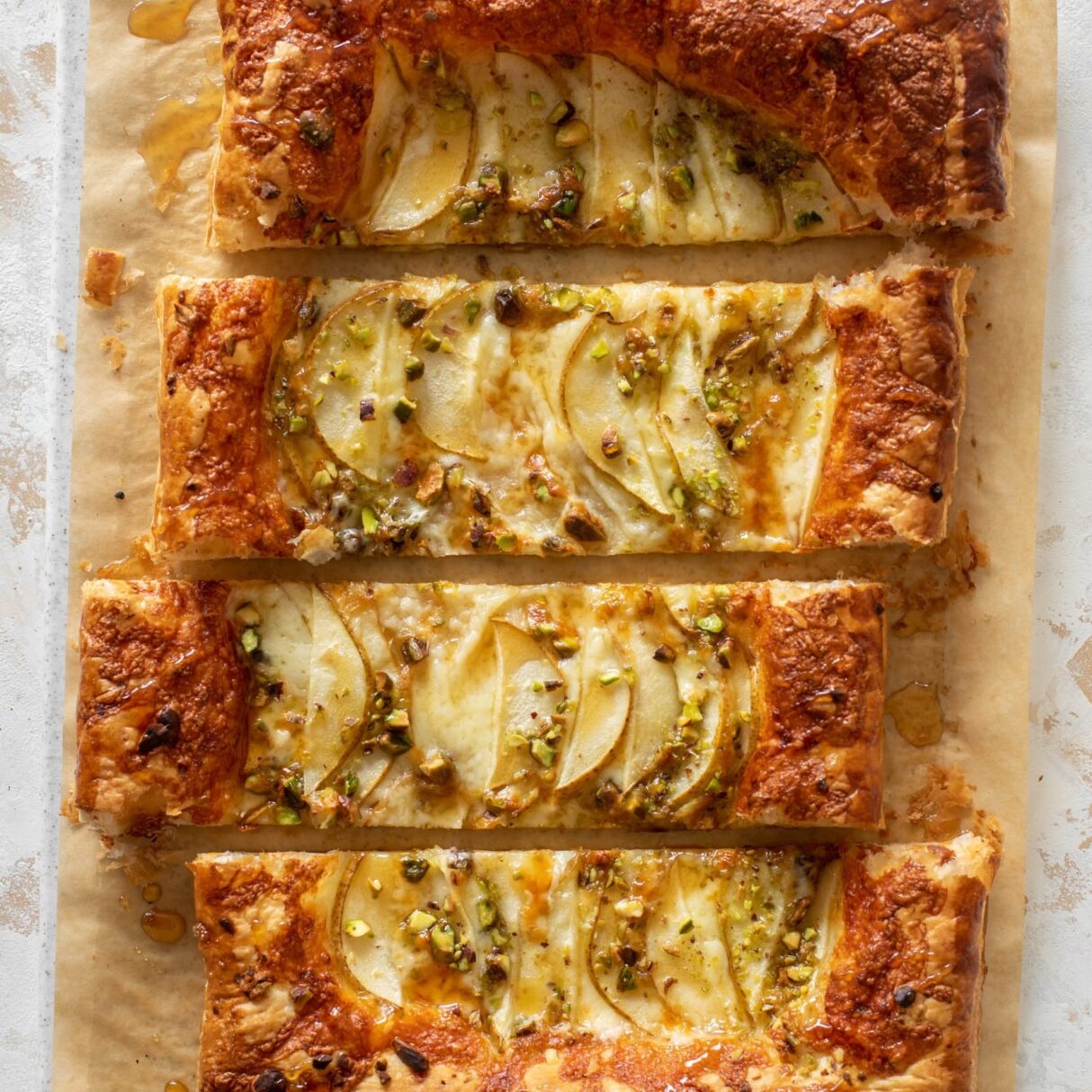 Pear pistachio puff pastry 7 scaled.jpg