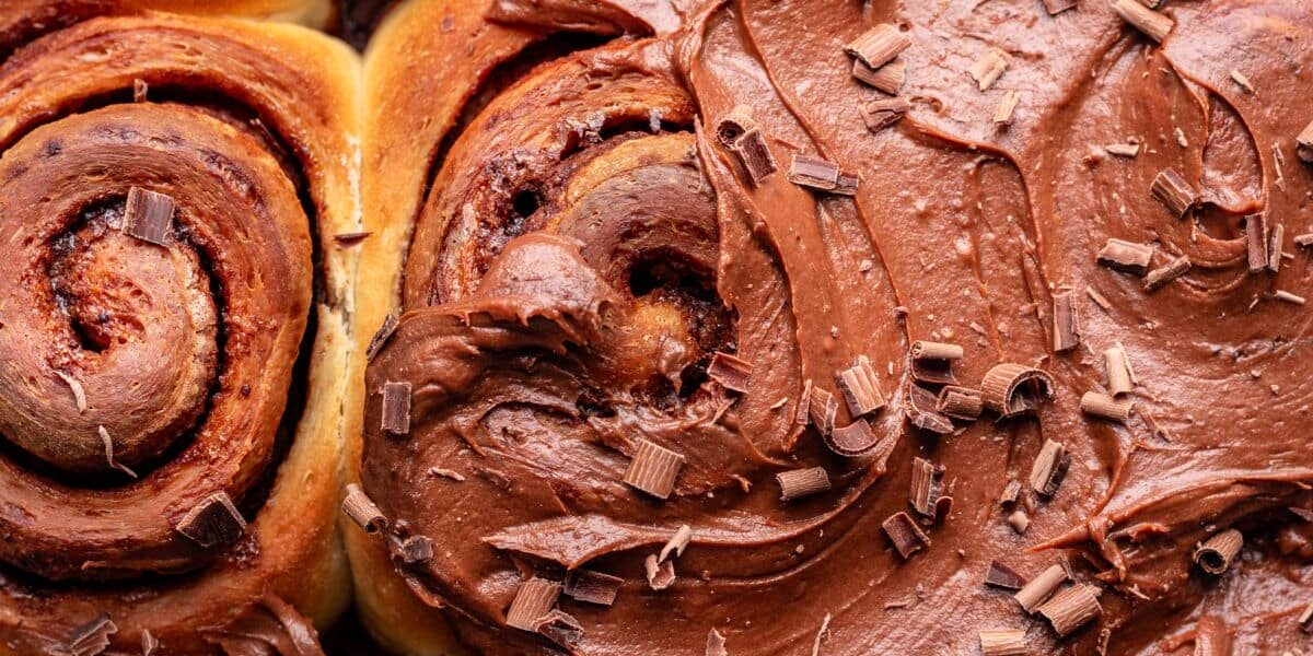 Chocolate cinnamon rolls 13 1200.jpg