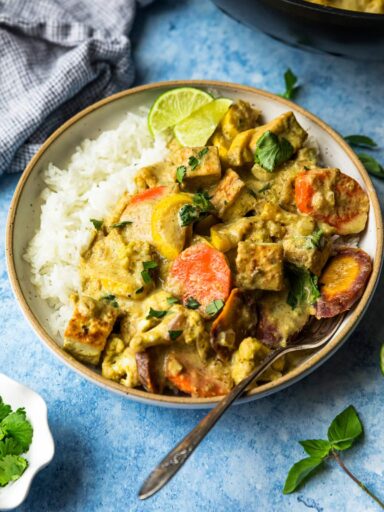 Green curry tofu with vegetables 16.jpg