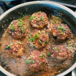 Salade César Crémeuse avec Panko à l&rsquo;Ail Croquant · Recettes Familiales Faciles