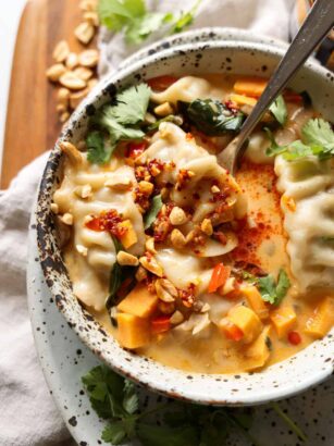 Coconutcurrydumplingsoup 5.jpg
