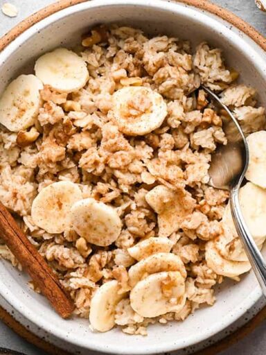 How to make oatmeal on stove 16x9 1.jpg