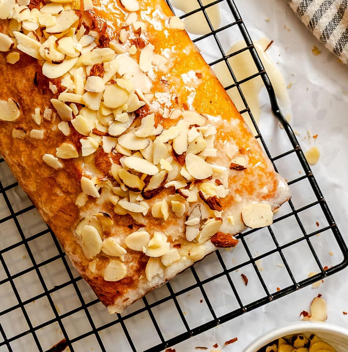 Almond bread 10 1200.jpg