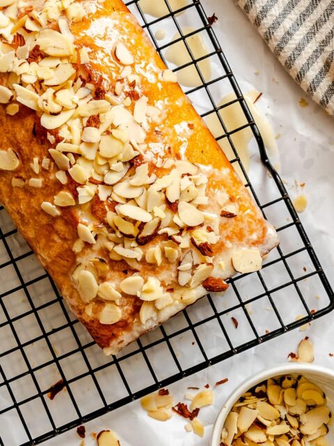 Almond bread 10 1200.jpg