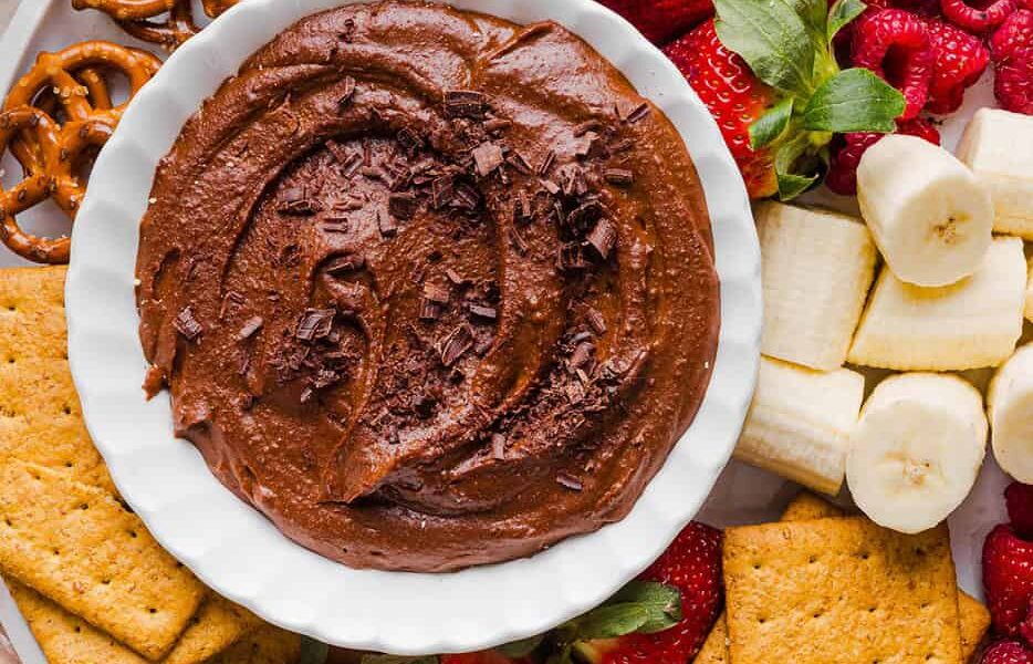Chocolate hummus 12.jpg