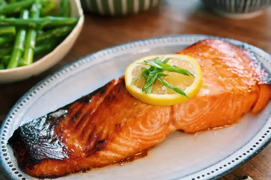 Miso salmon served 1g7gevpwtpz8hjcqqprhj6bplppkb 6op.webp.webp