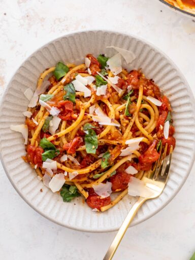 Winter burst tomato sauce 15 scaled.jpg