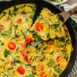 Pommes de terre farcies au cheeseburger, champignons et fromage suisse