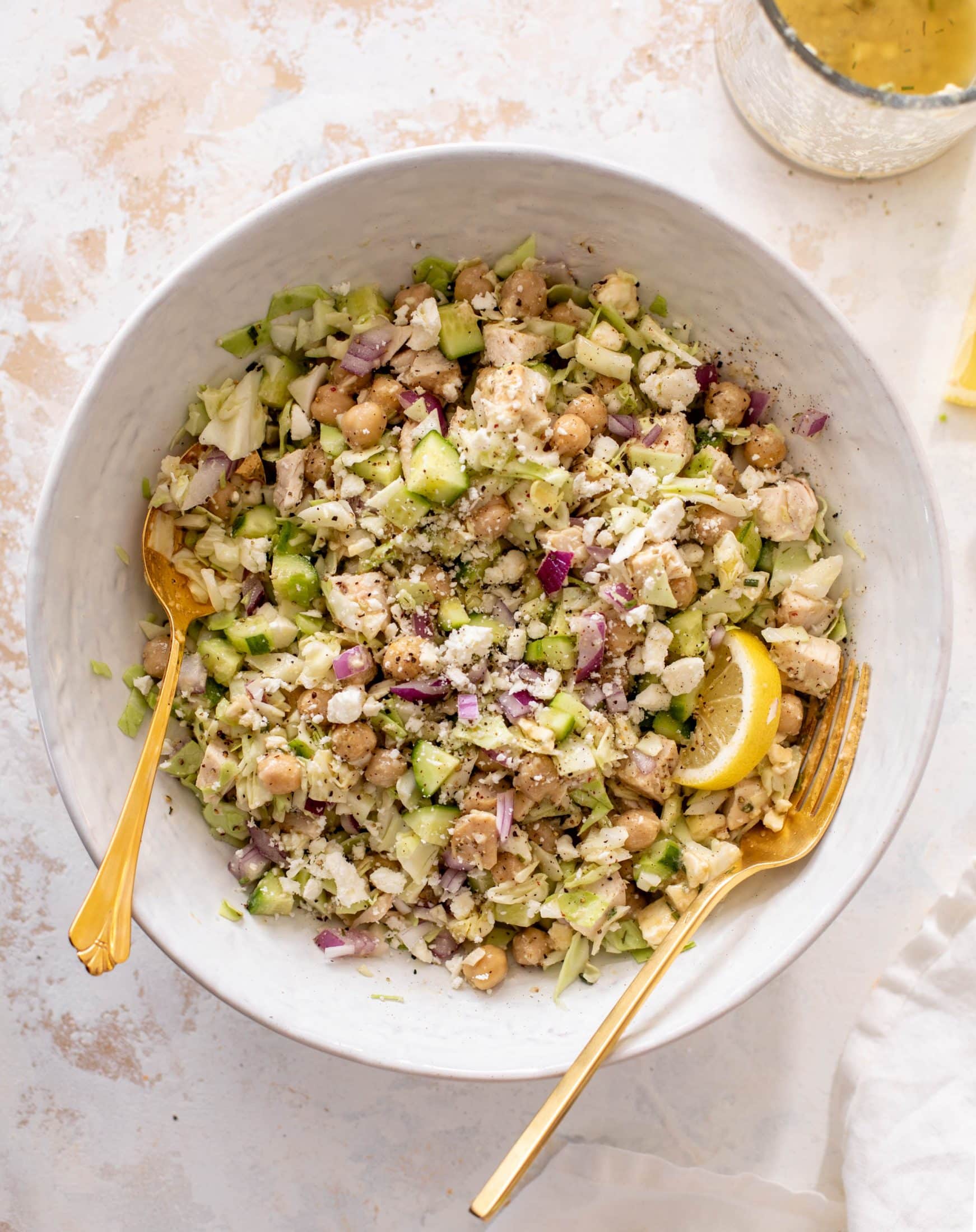 Salade de poulet haché au citron
